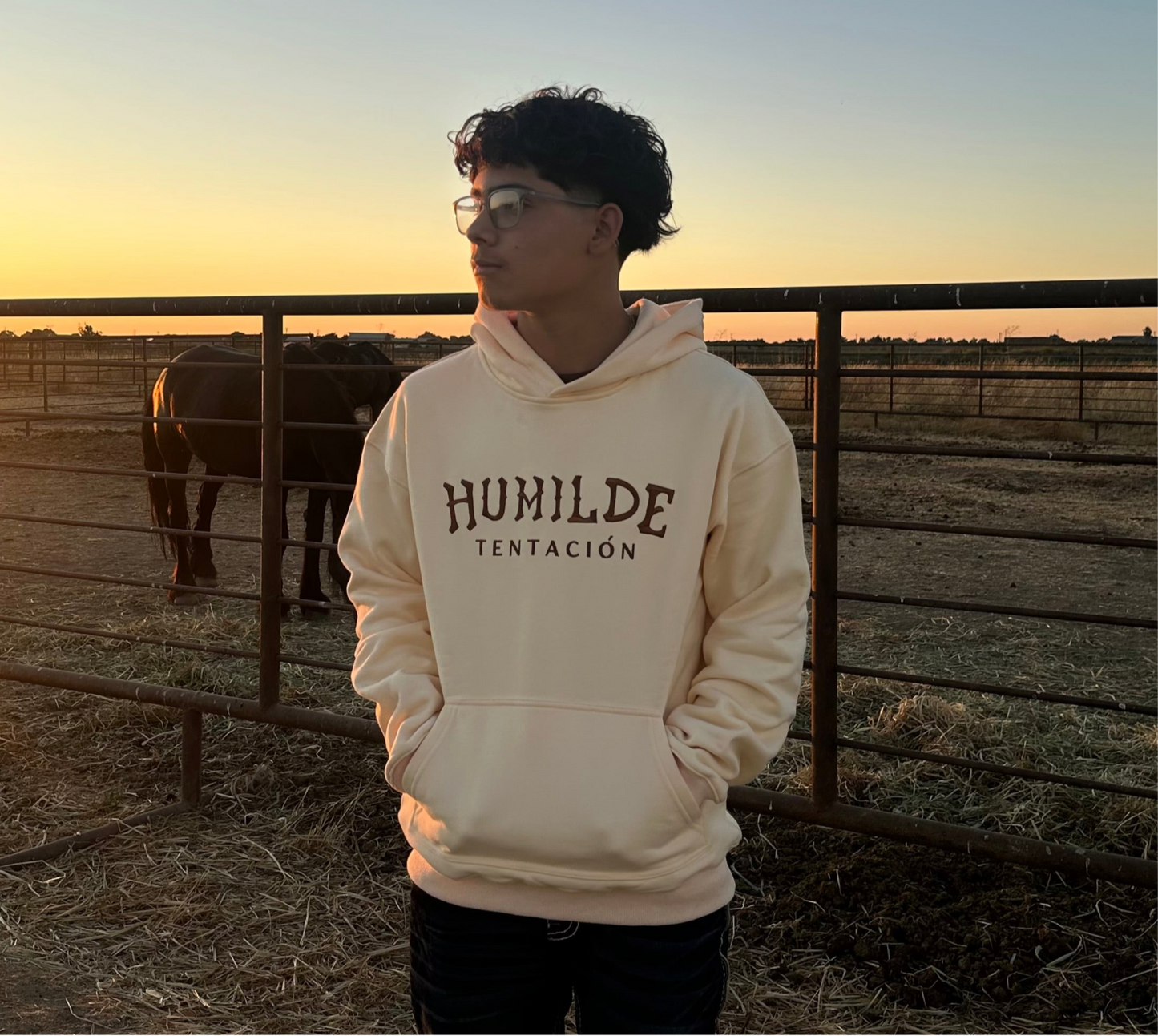 Lux Hoodie - Humilde Tentación