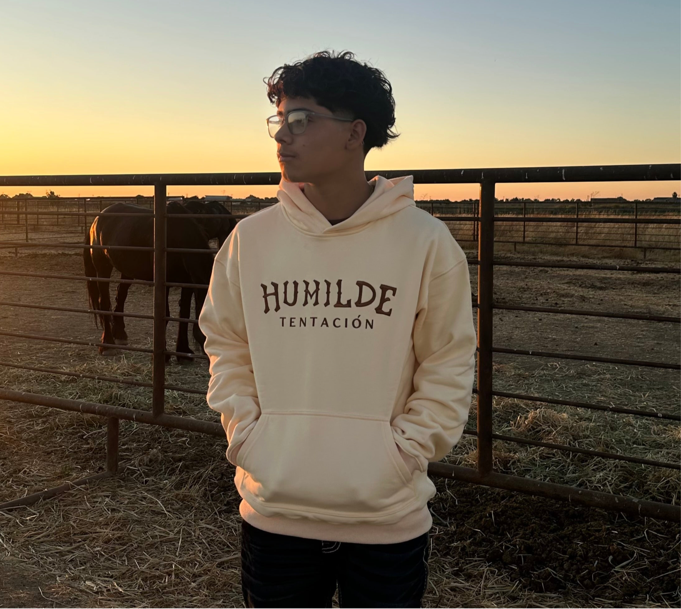 Lux Hoodie - Humilde Tentación